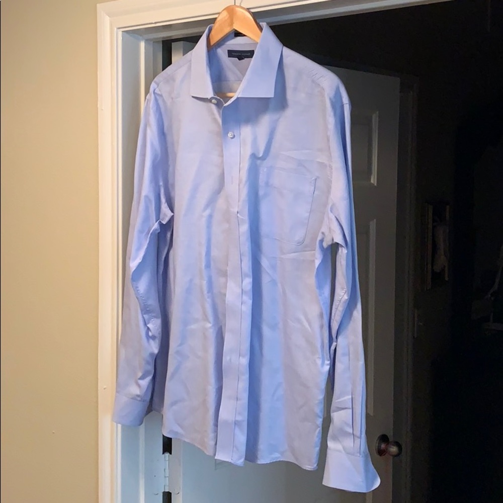 Long sleeve shirt. Button up.